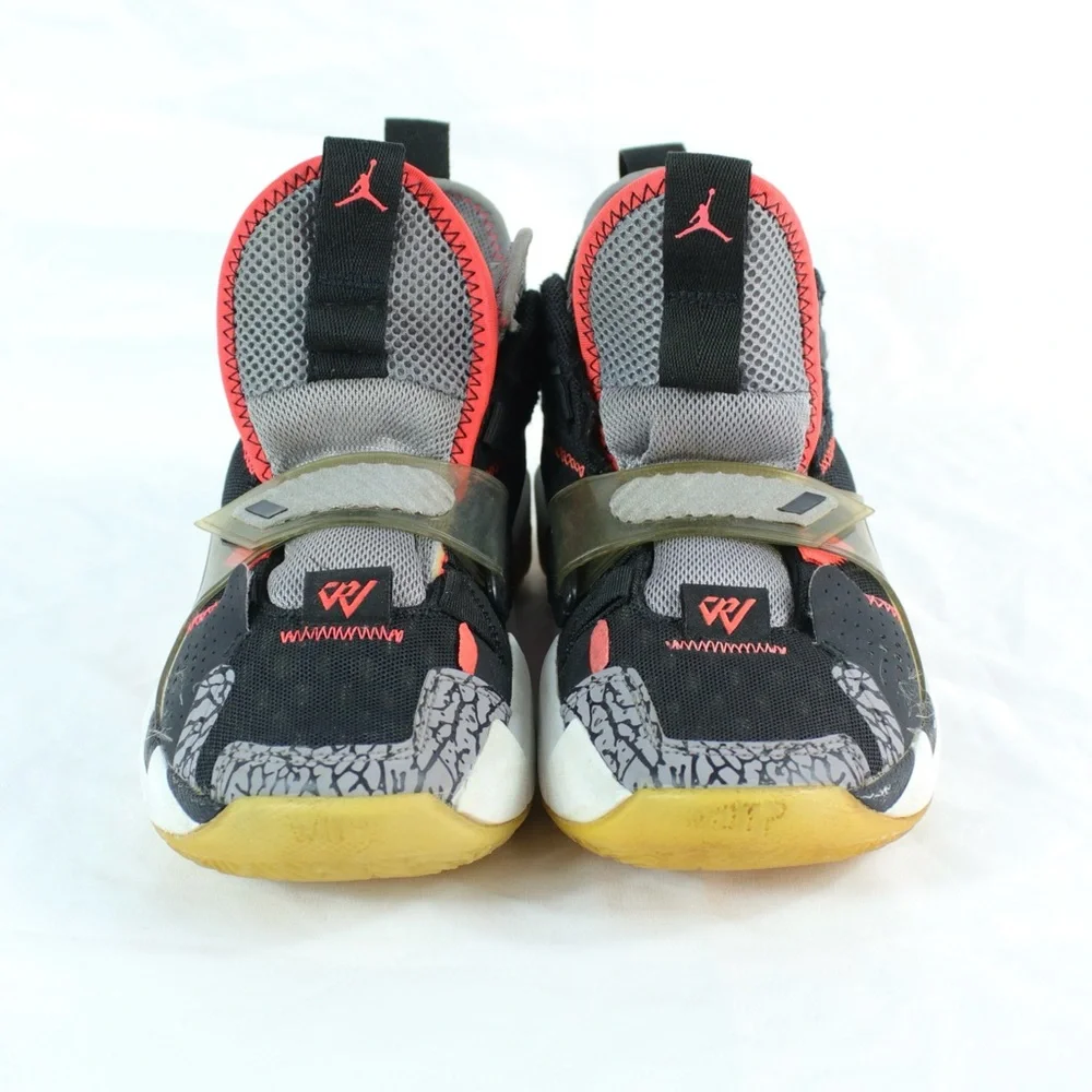 Nike Jordan Black Orange Gray and White Why Not Zer0.3 Youth Size 5.5